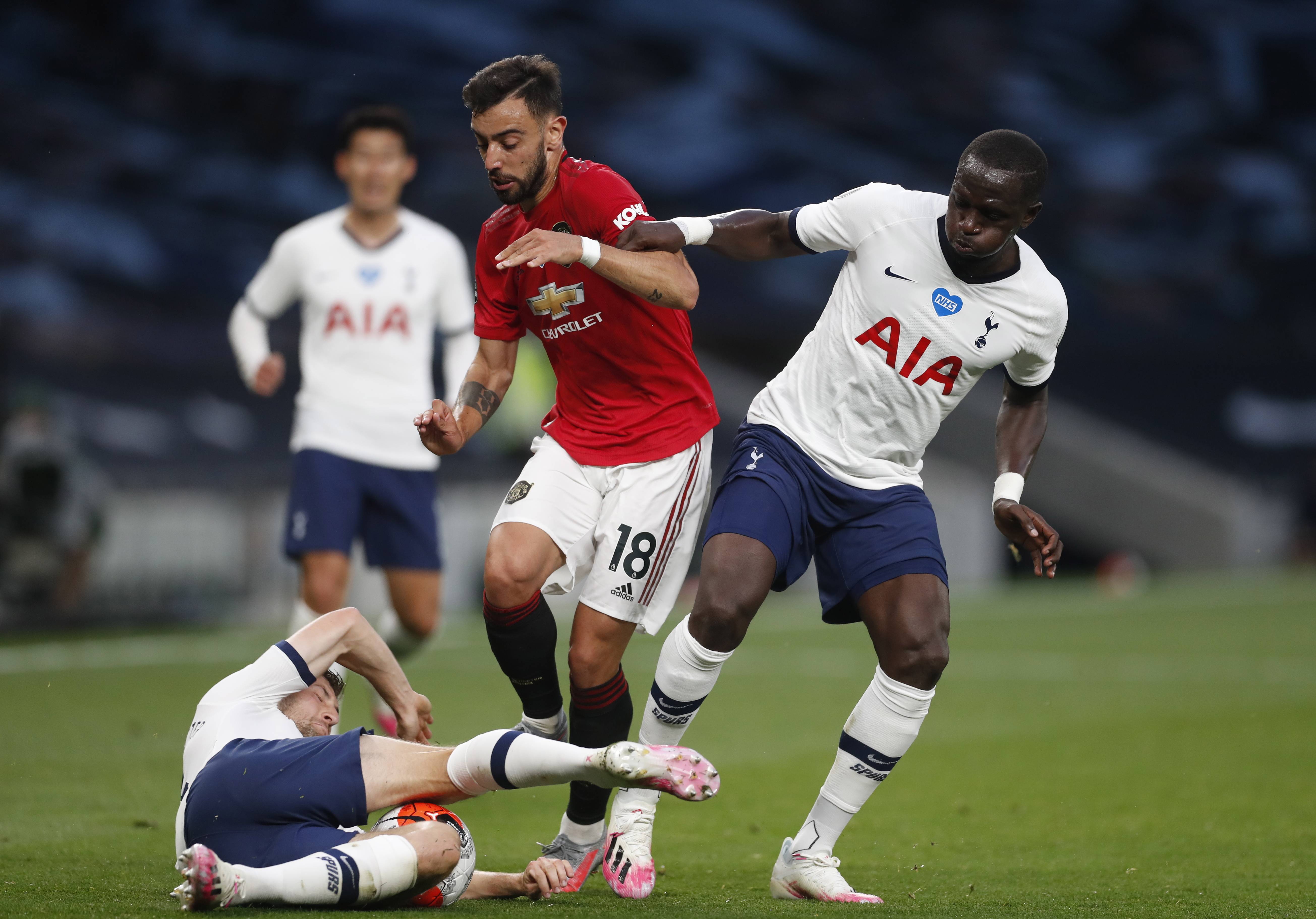 姆在多线作 姆在多线作